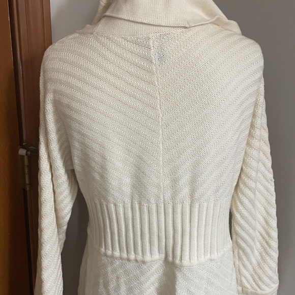 Cupio cream color sweater - Picture 8 of 11